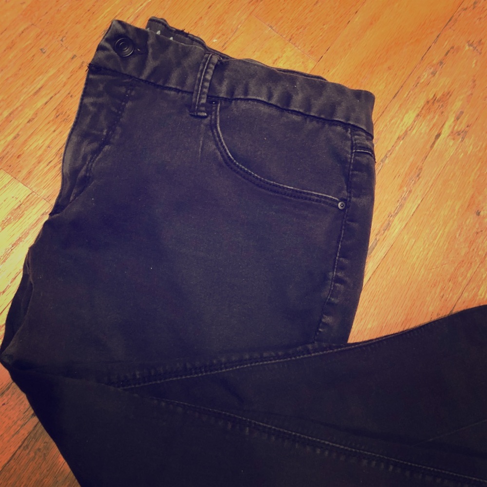 Skinny/Straight and Comfy Black Pants 🖤